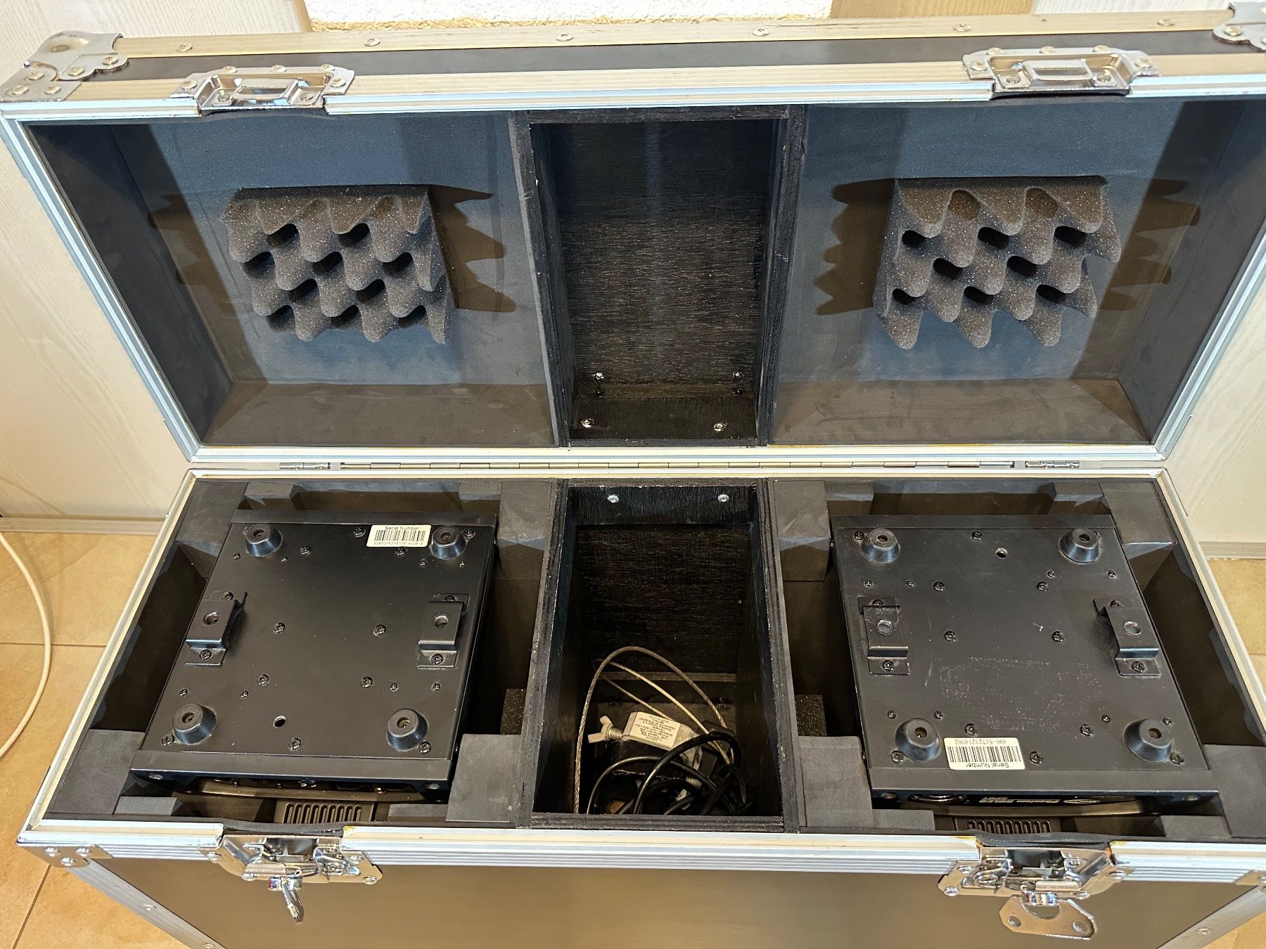 Showtec Lampes: 2x Showtec Phantom 50LED mit Case – D'occasion à Othmarsingen par Mira2020 1