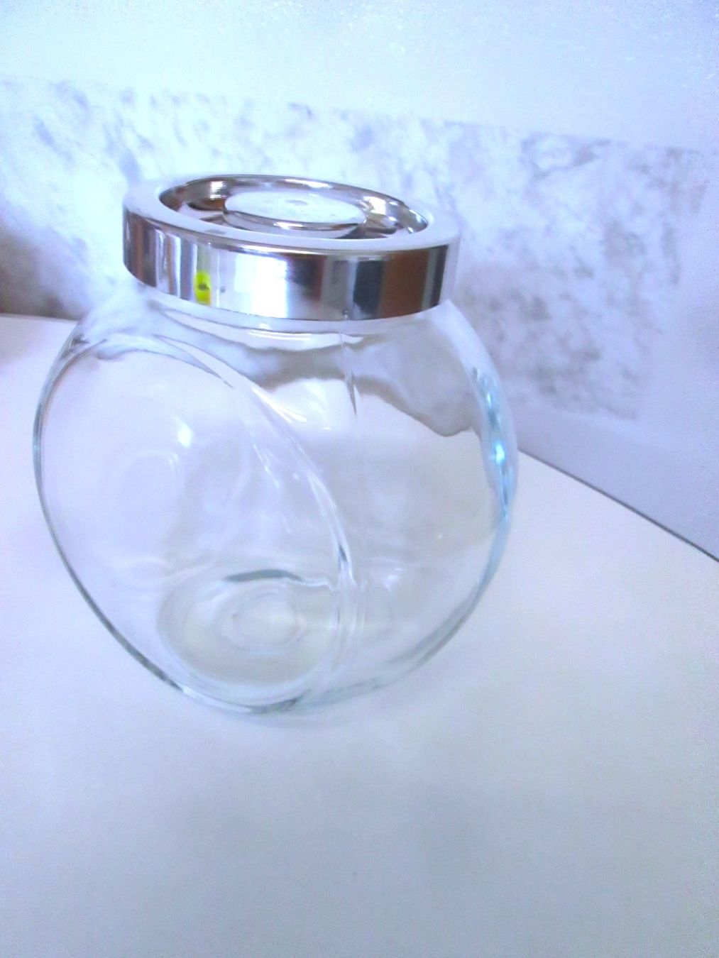 Behälter & Ähnliches: Glasbehälter mit Kunststoffdeckel – Gebraucht aus Sementina von babucia