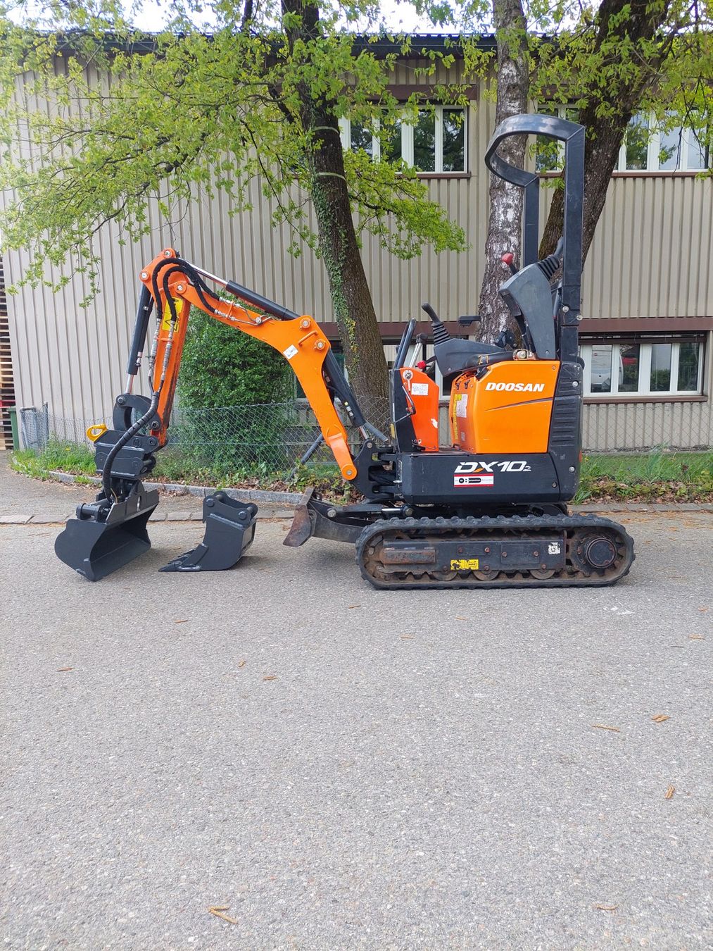 Doosan Escavatori: Minibagger Doosan DX10Z – Usato da Grüningen venduto da Hanix-36