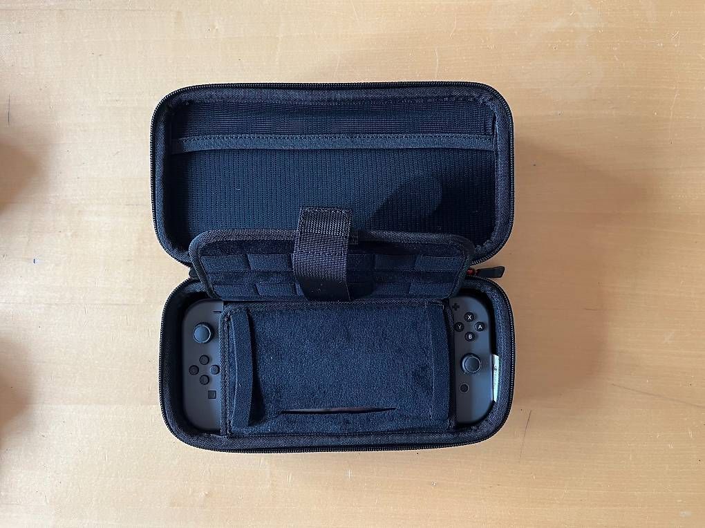 Konsolen: Nintendo Switch – Gebraucht aus Lausanne von Limp5 2