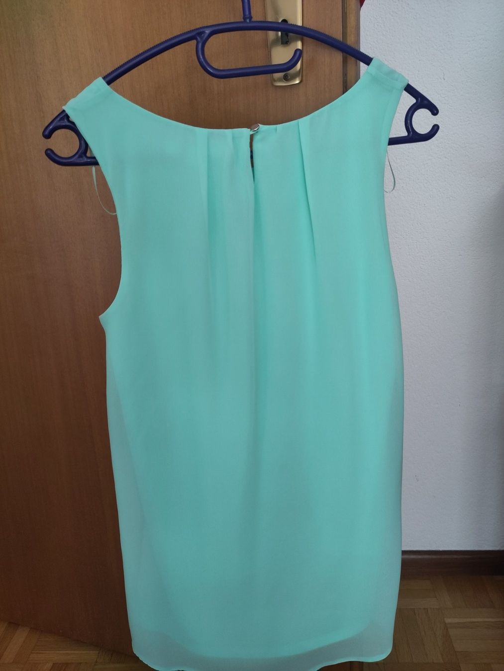 T-shirt: Türkis Shirt – Usato da Zürich venduto da Saf12 3