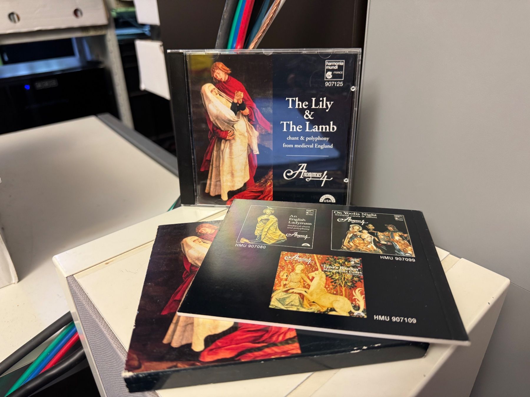 CDs: Anonymous 4 - The Lily & The Lamb - SRA05B – Neu (gemäss Beschreibung) aus Küsnacht ZH von pdproject 2