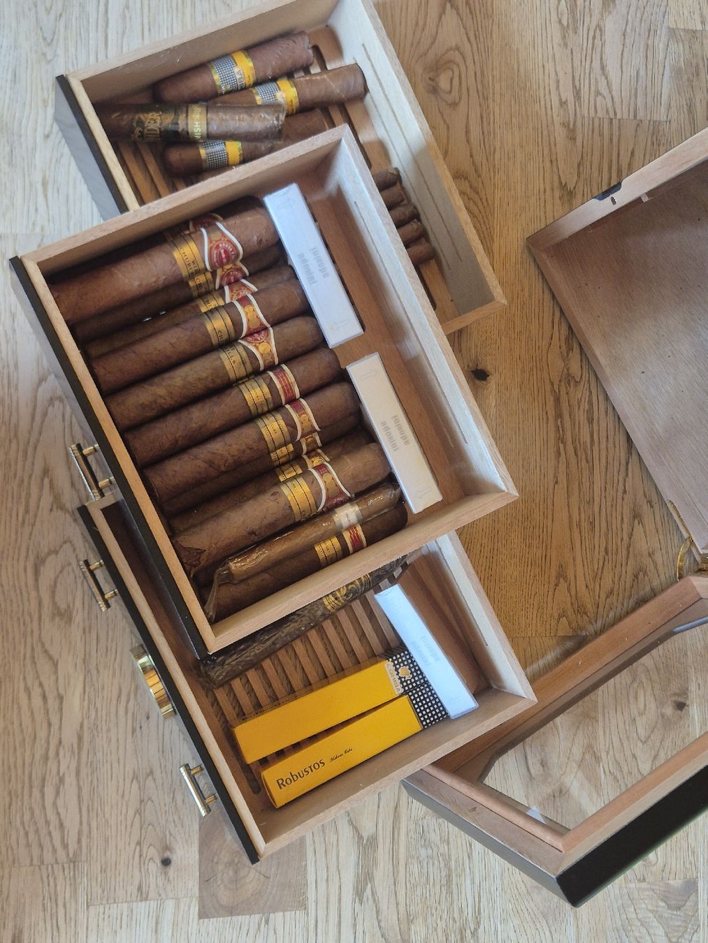 Adorini Humidore: Humidor – Gebraucht aus Emmenbrücke von bachme2008 1