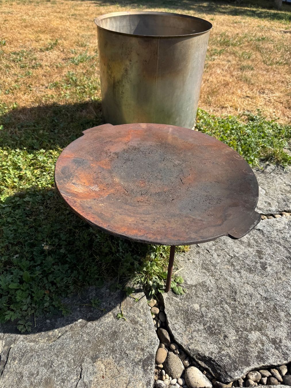 Feuerschale: Feuerschale mit Grillrost und Feuerring – Gebraucht aus Kestenholz von cvx_889vv 5