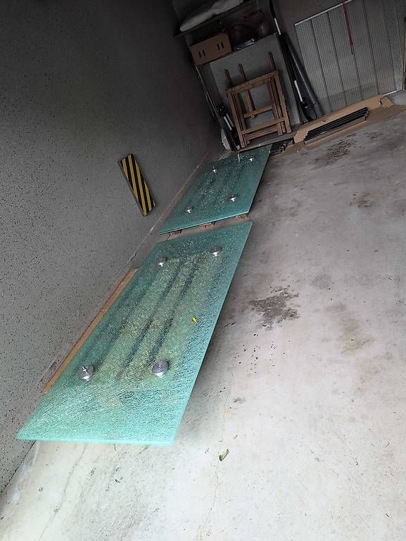 Tavoli: 2x Esstisch mit Glasplatte – Usato da Bolligen venduto da drskate2 3