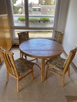 Tisch original Rattan mit 4 Stühlen dm 120cm