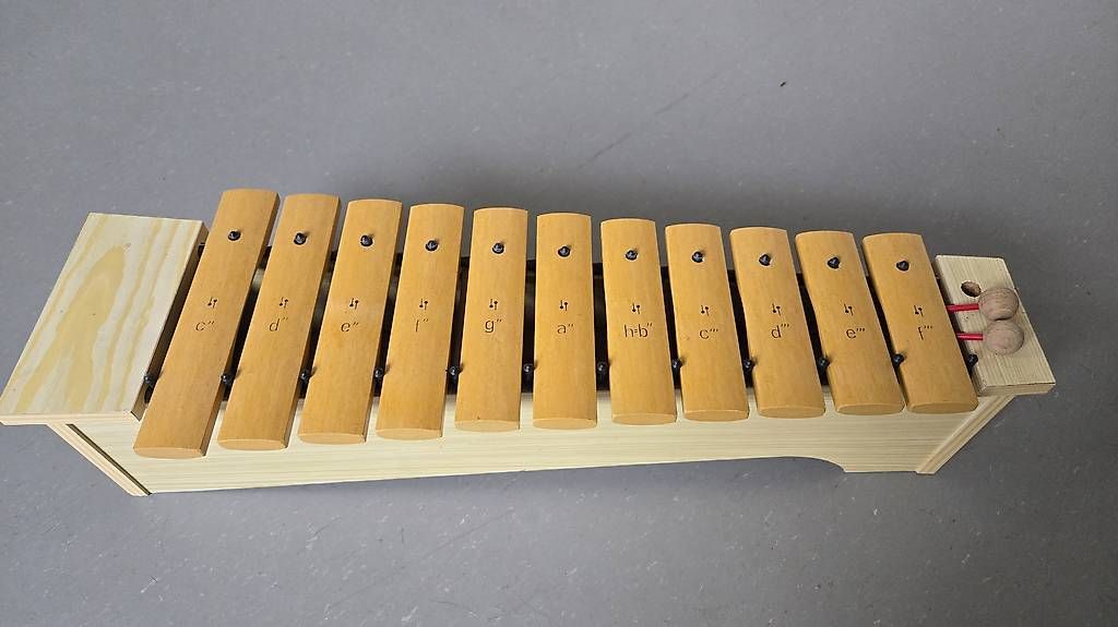 Strumenti musicali: Xylophone sonor – Usato da La Chaux-de-Fonds venduto da tho_5cw6