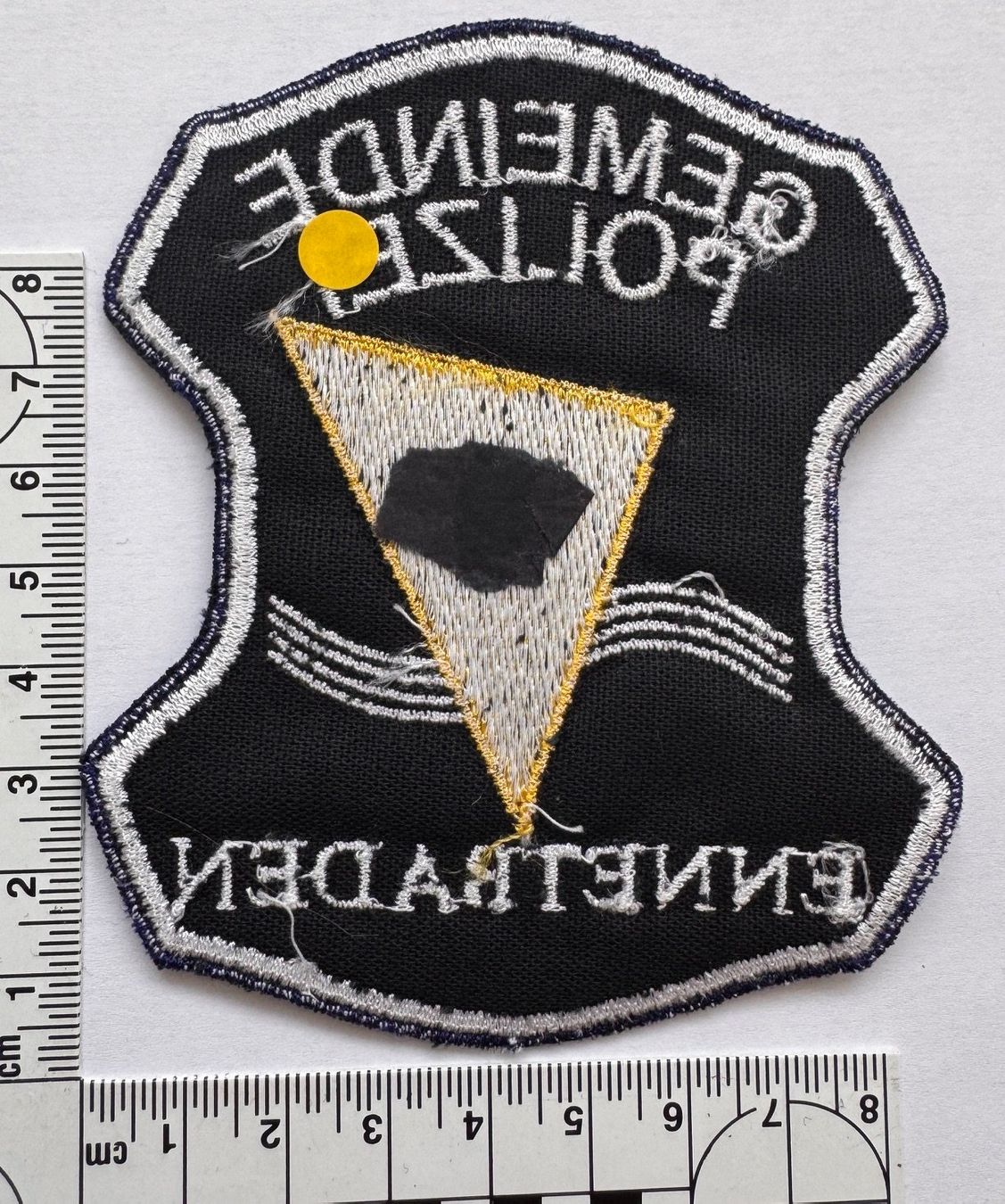 Placchette & Badge: 1 Polizei Abzeichen Gemeindepolizei Ennetbaden – Nuovo (secondo la descrizione) da Zürich venduto da Policepatch 1