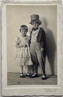 Kabinettfoto F. Hagen, Bern - Kinder, Hut, Zylinder