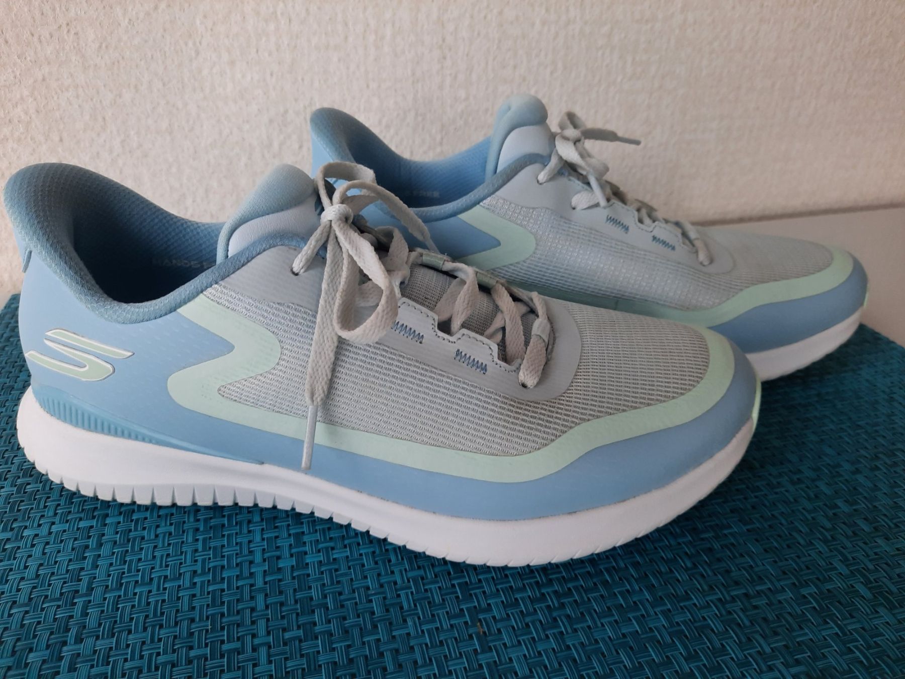 Skechers Scarpe da donna: Golfschuhe Damen Skechers, Gr. 40 – Usato da Abtwil SG venduto da Transrotor5 2