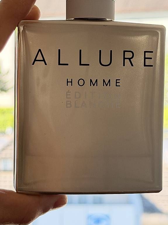 Profumi & Eau de Toilette: Chanel Allure Homme Edition Blanche – Usato da Kriens venduto da R98K 1