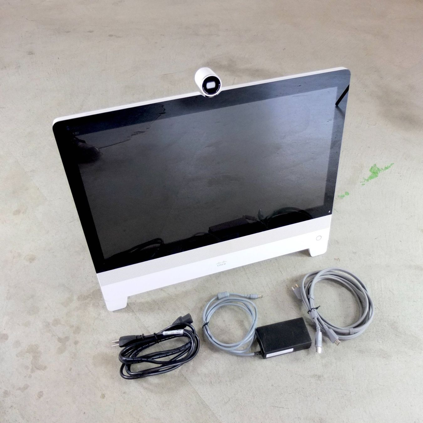 Cisco Monitor: Cisco DX80 Videokonferenzsystem | Bildschirm mitTouch-Screen – Usato da Binningen venduto da vitalii_zozulia