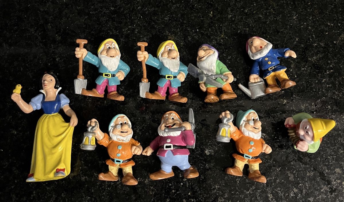 Bullyland Figuren: Bullyland Schneewittchen und 7 Zwerge – Gebraucht aus St. Gallen von reg_f8h8 5