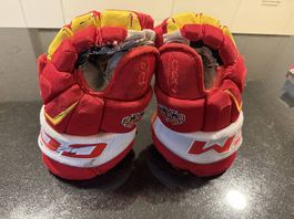 CCM Eishockeyhandschuhe EHC Biel-Bienne Gameworn