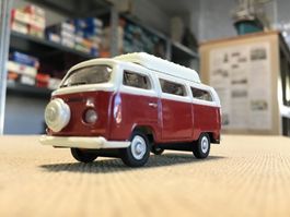 VW T1 BULLI ROT/WEISS,RARITÄT, HERBSTAKTION,1:87