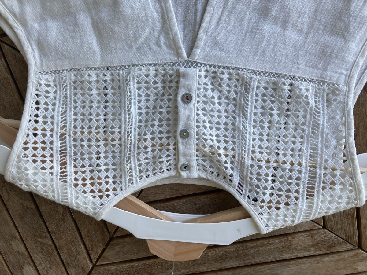 Tommy Hilfiger Top: Luftiges kurzes Leinentop – Usato da Luzern venduto da franziska.2024 4