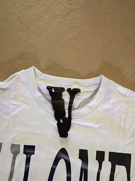 T-shirt: T-Shirt – Usato da Pfäffikon ZH venduto da gattomatto 2