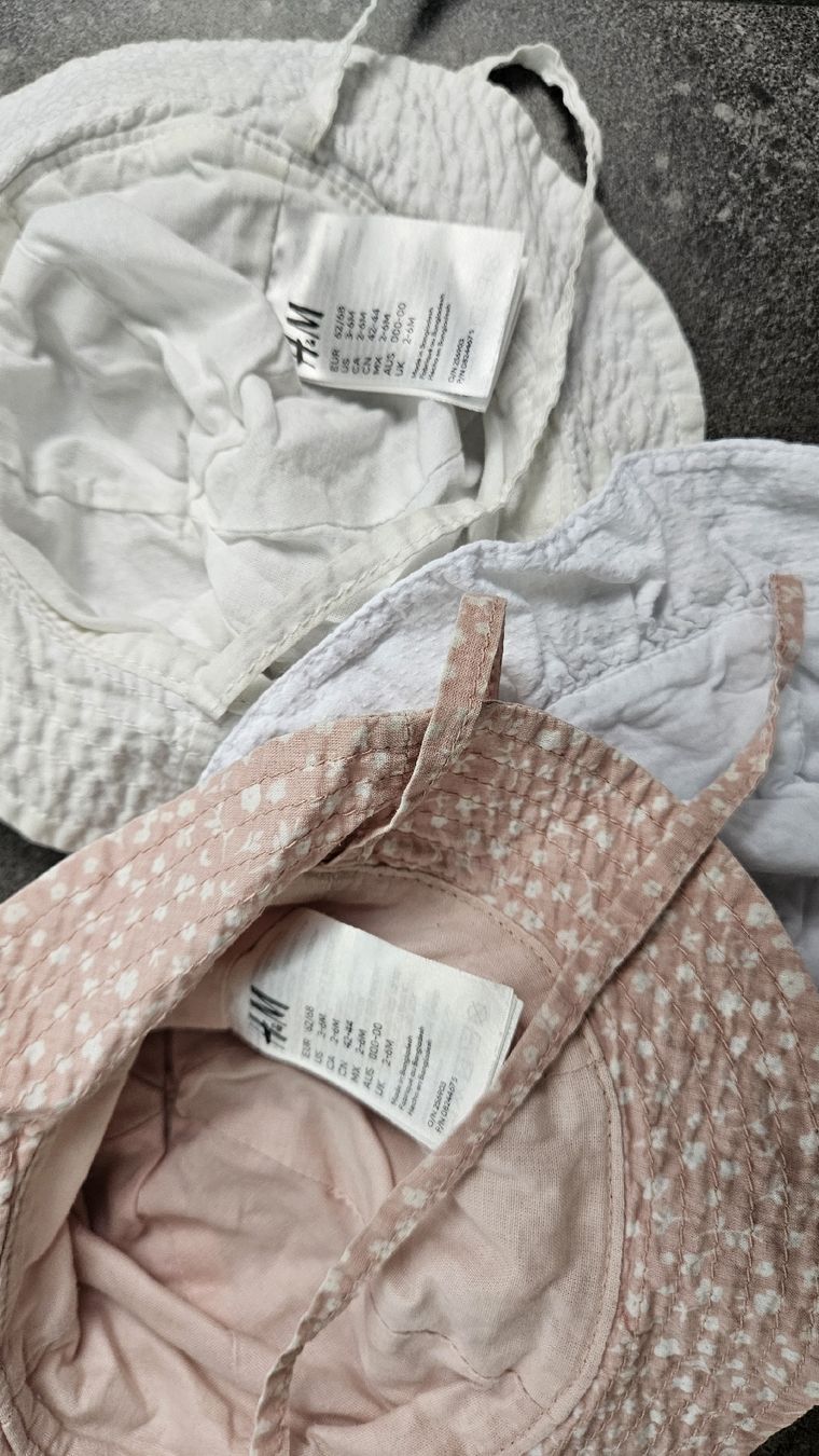 H&M Altro abbigliamento per bambina: Sommer Hüte Kinder Gr. 62/68 – Usato da Sempach venduto da Bebla10 1