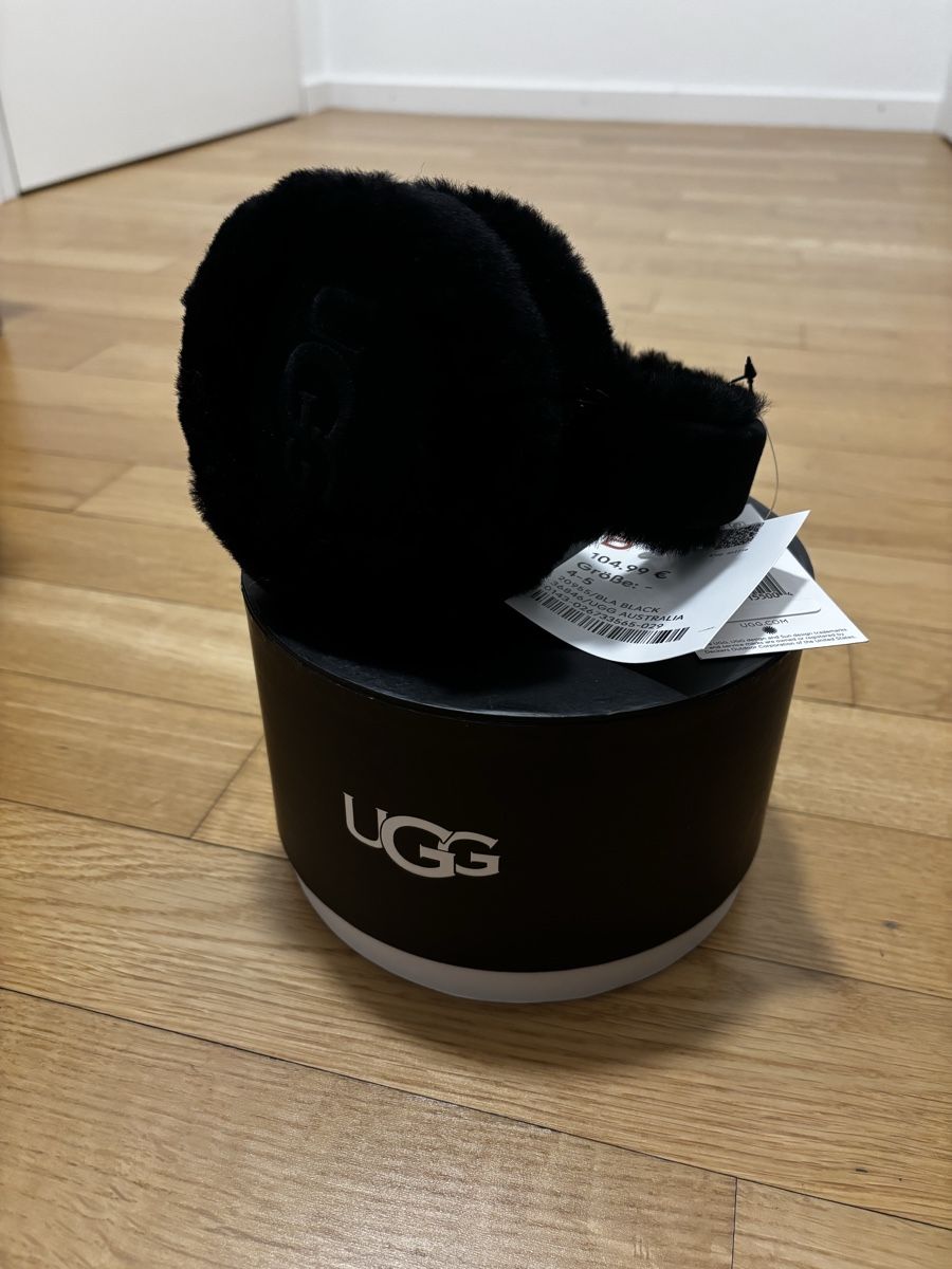 Ugg Copricapi, berretti & cappellini: UGG Ohrwärmer Schwarz – Nuovo e nell'imballaggio originale da Basel venduto da sop_h98w