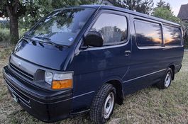 Toyota Hiace – Perfekt für Camping & Reisen