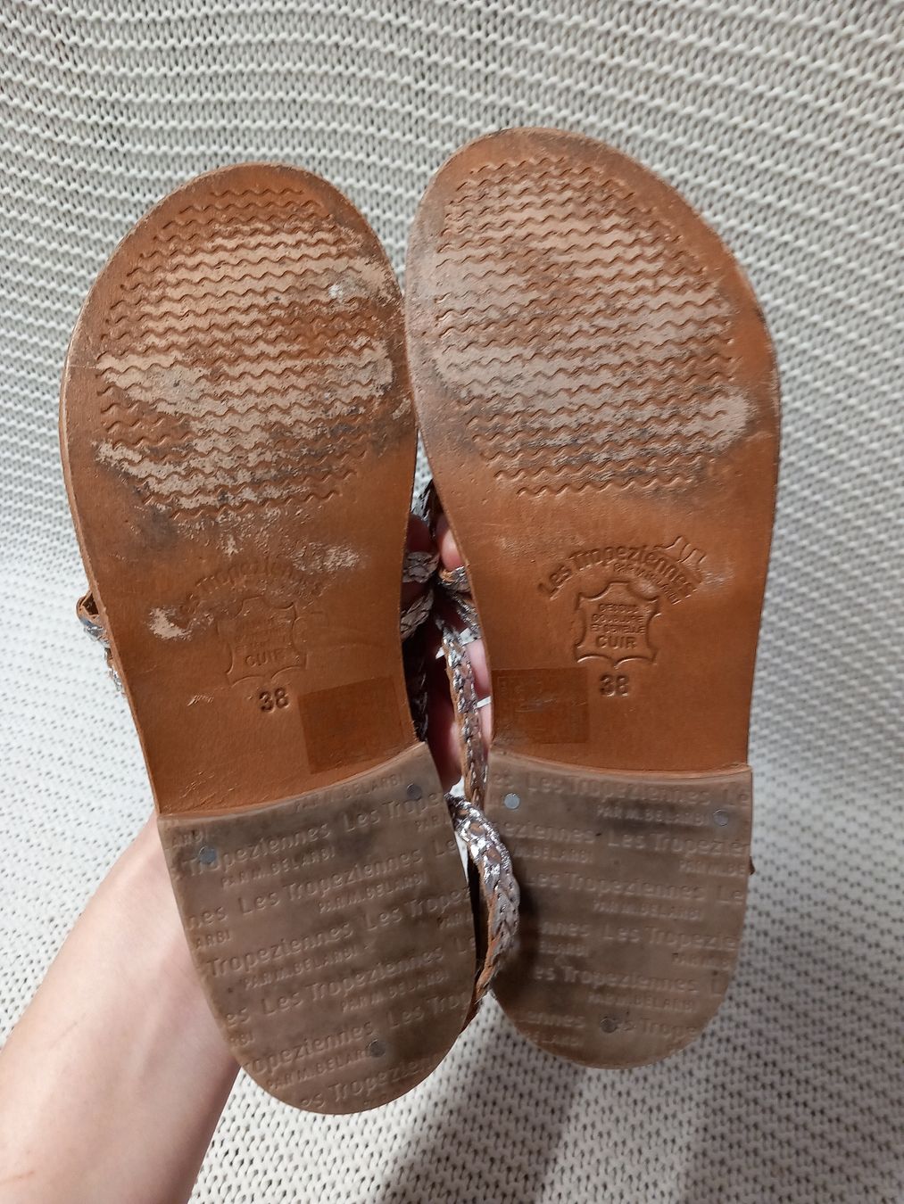 Damenschuhe: Silberne Les Tropeziennes Sandalen, Gr. 38 – Gebraucht aus Merligen von muss_haben 3
