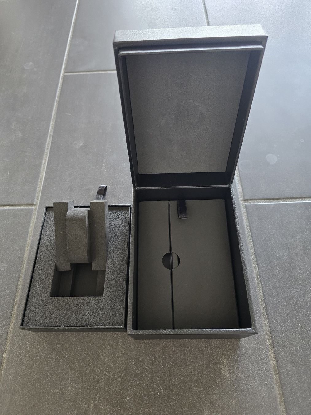 Garmin Orologi: GARMIN UHR BOX NEU – Nuovo e nell'imballaggio originale da Unterstammheim venduto da P911993 2