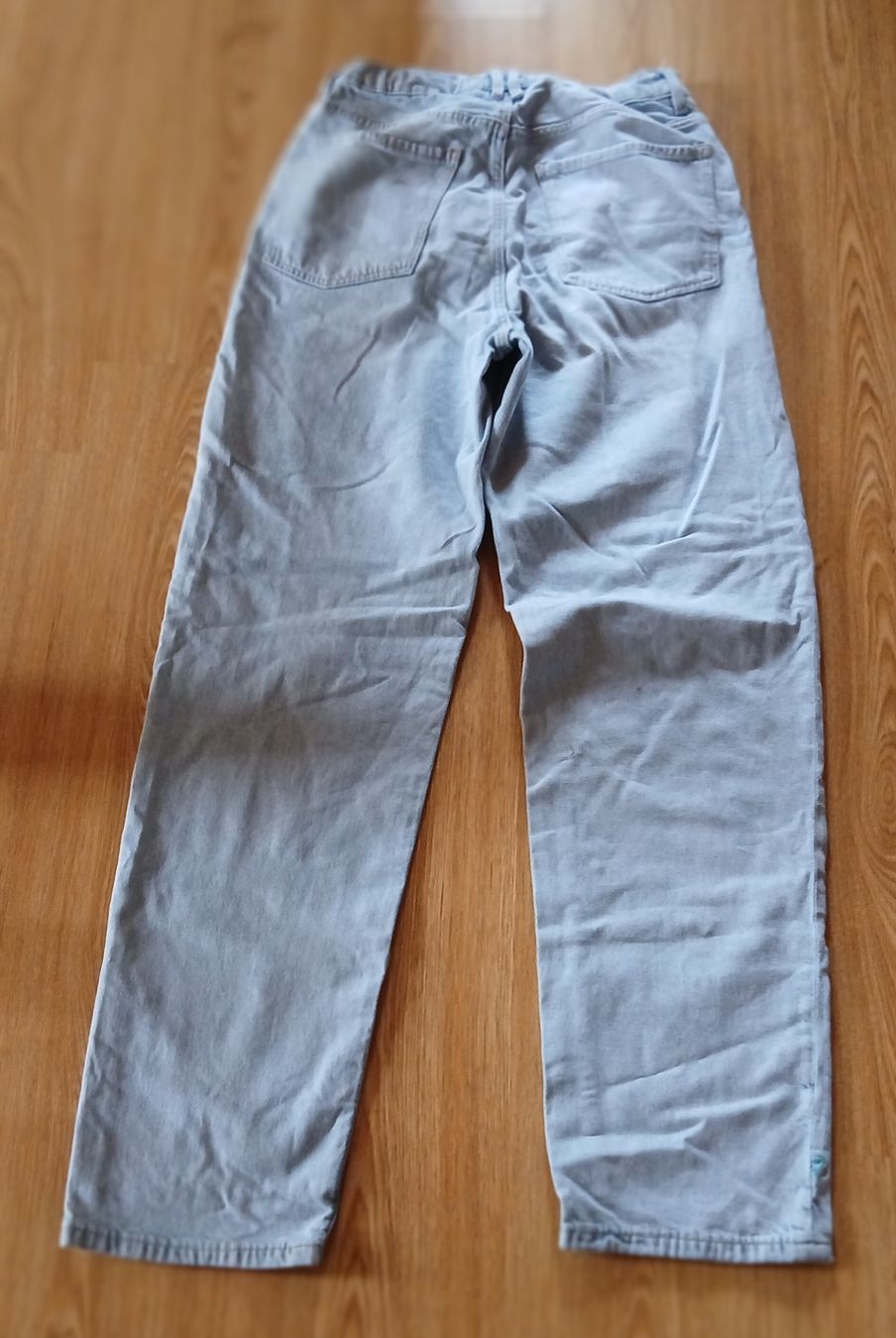 Jeans: pantalon jean – Usato da Montcherand venduto da petiteoune75 4
