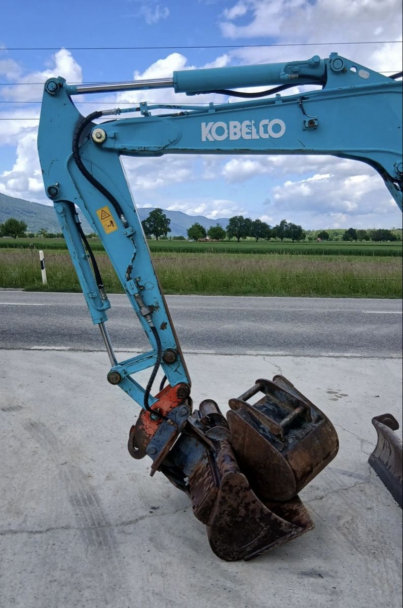 Kobelco Escavatori: Bagger Kobelco SK 35 3,6 Tonnen – Usato da Niederbipp venduto da baggerch 7