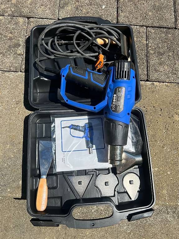 Tous les outils: Okay Heissluftföhn mi Koffer – D'occasion à Oberwil BL par t-jay-double-u 1