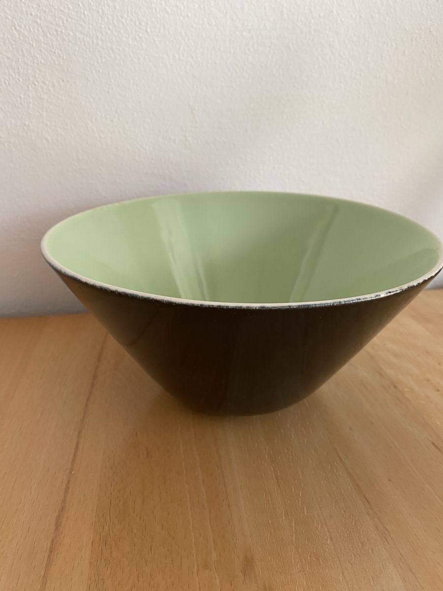 Rössler Schalen: Rössler Salatschüssel schwarz-grün – Gebraucht aus Schwarzenburg von Michellu