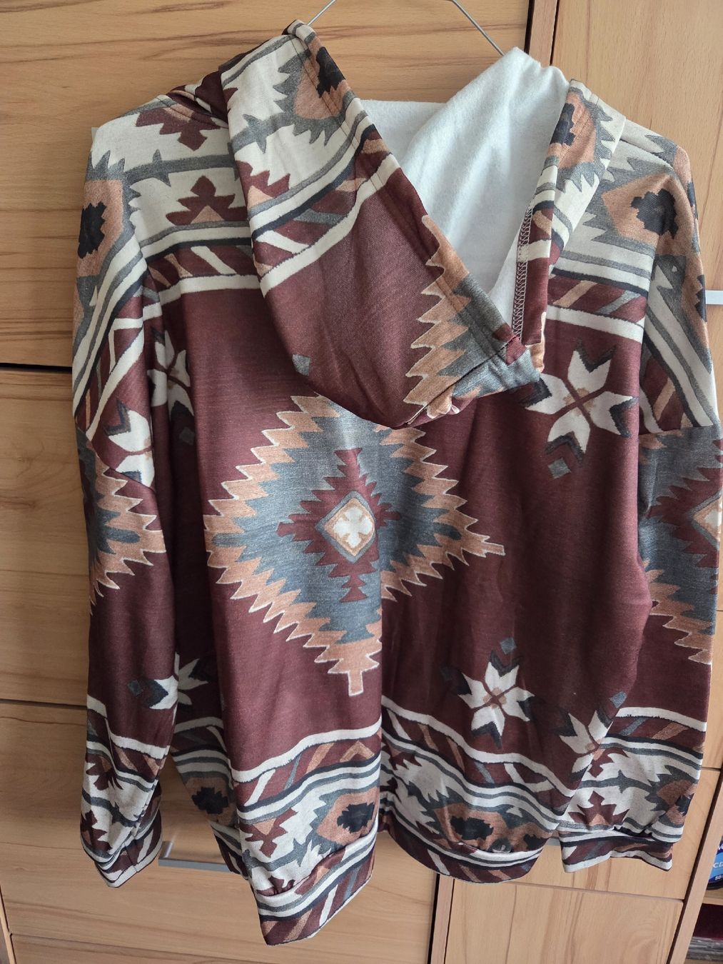 Maglioni & Felpe: Grosse Grösse Hoodie Pulli ca 50/52 Neu – Nuovo (secondo la descrizione) da Winterthur venduto da katzen07 4