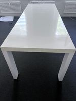 Sitzungstisch weiss