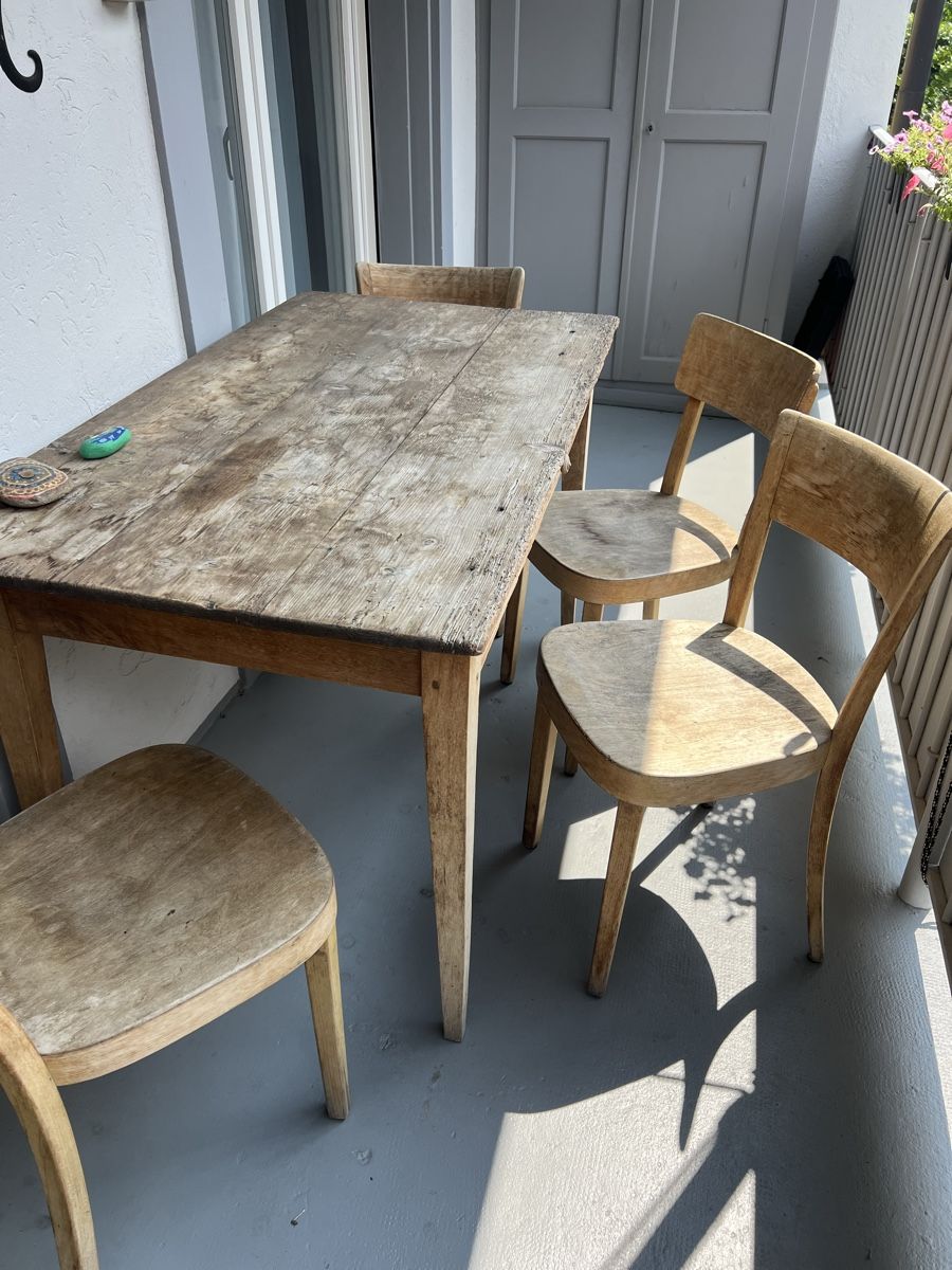 Tischset: Esstisch und vier Stühle Holz gebraucht – Gebraucht aus Basel von Ostfrau1979 1