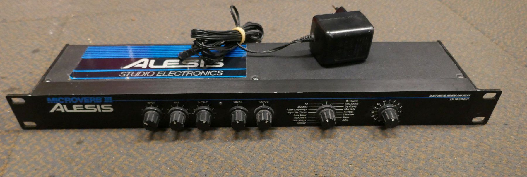Alesis Musikinstrumente: Alesis MicroVerb 3 Hallgerät – Gebraucht aus Wenslingen von FairlightCMI 1