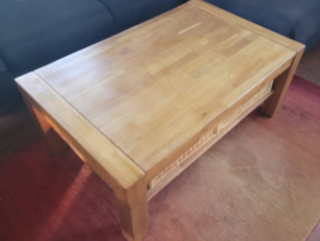 Tavoli: Salontisch, Couchtisch Massiv-Holz – Usato da Schwellbrunn venduto da rot_9mn5 3