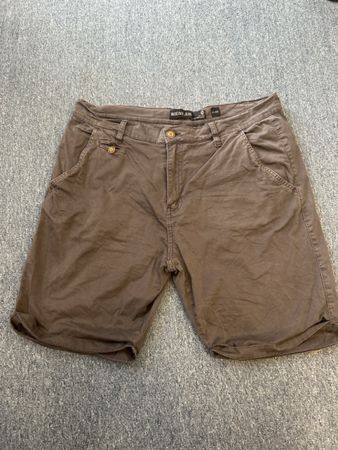 Herren Shorts Indicode Jeans XL dunkelbraun guter Zustand