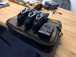 Nash Siren R4 Funkbissanzeiger Set 3+1 inkl. neuer Tasche