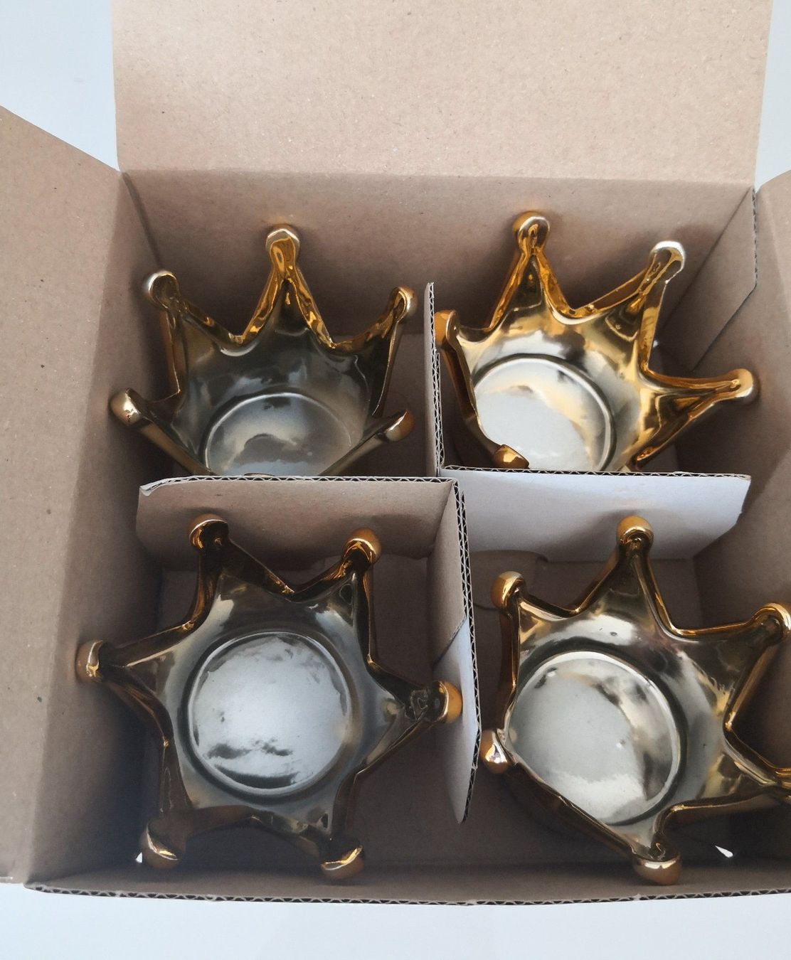 Tutte le decorazioni: **5 TRAUMHAFTE KRÖNCHEN......NEUWERTIG!!! – Nuovo (secondo la descrizione) da Flawil venduto da knallfix69 5