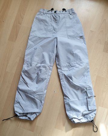 Coole Mädchen Cargohose Gr. 140, grau