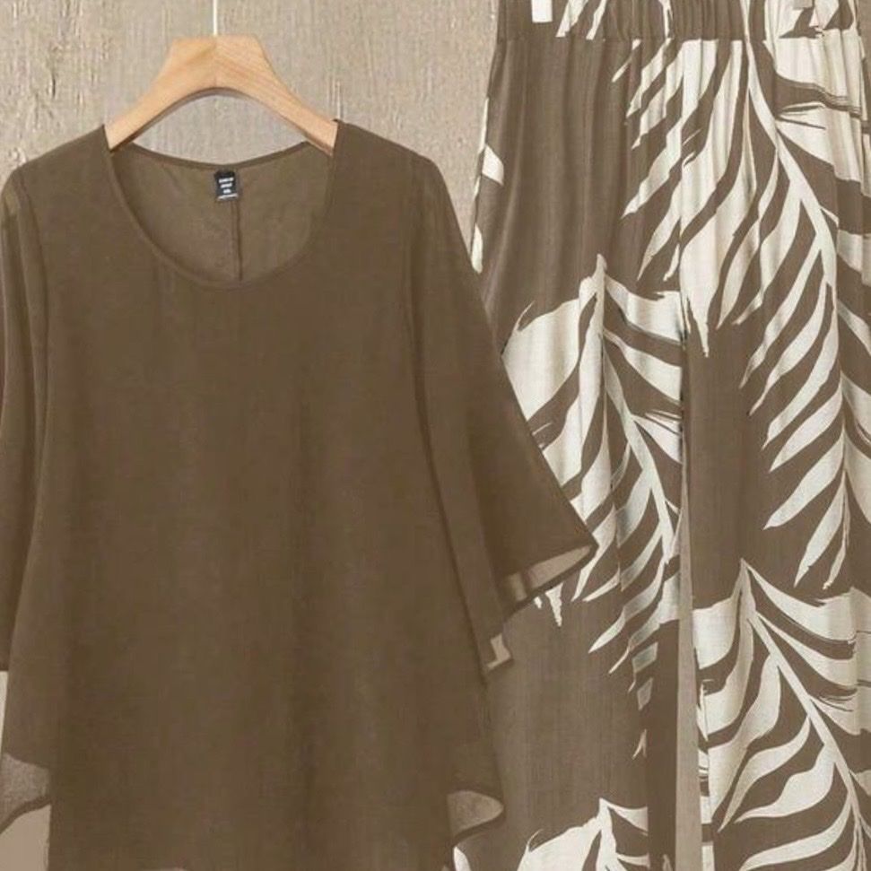 Lotti di vestiti: Zweiteiler Hose und Shirt – Nuovo (secondo la descrizione) da Konolfingen venduto da SonjaKalt