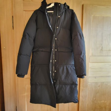 Schwarzer Wintermantel Gr. M SEHR WARM! wie NEU!
