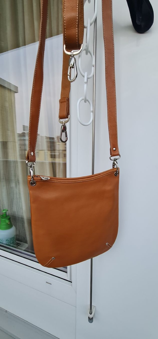 Longchamp Borse da donna: Damen Umhängetasche Longchamp, Leder – Usato da Zürich venduto da Olala_ 1