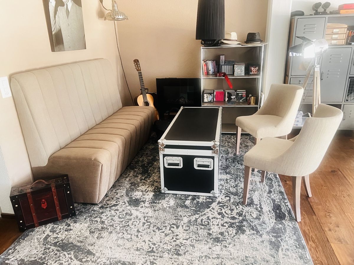 Panchine: Gepolsterte Sitzbank inkl. 2Stühle – Usato da Beinwil am See venduto da gre_69jd