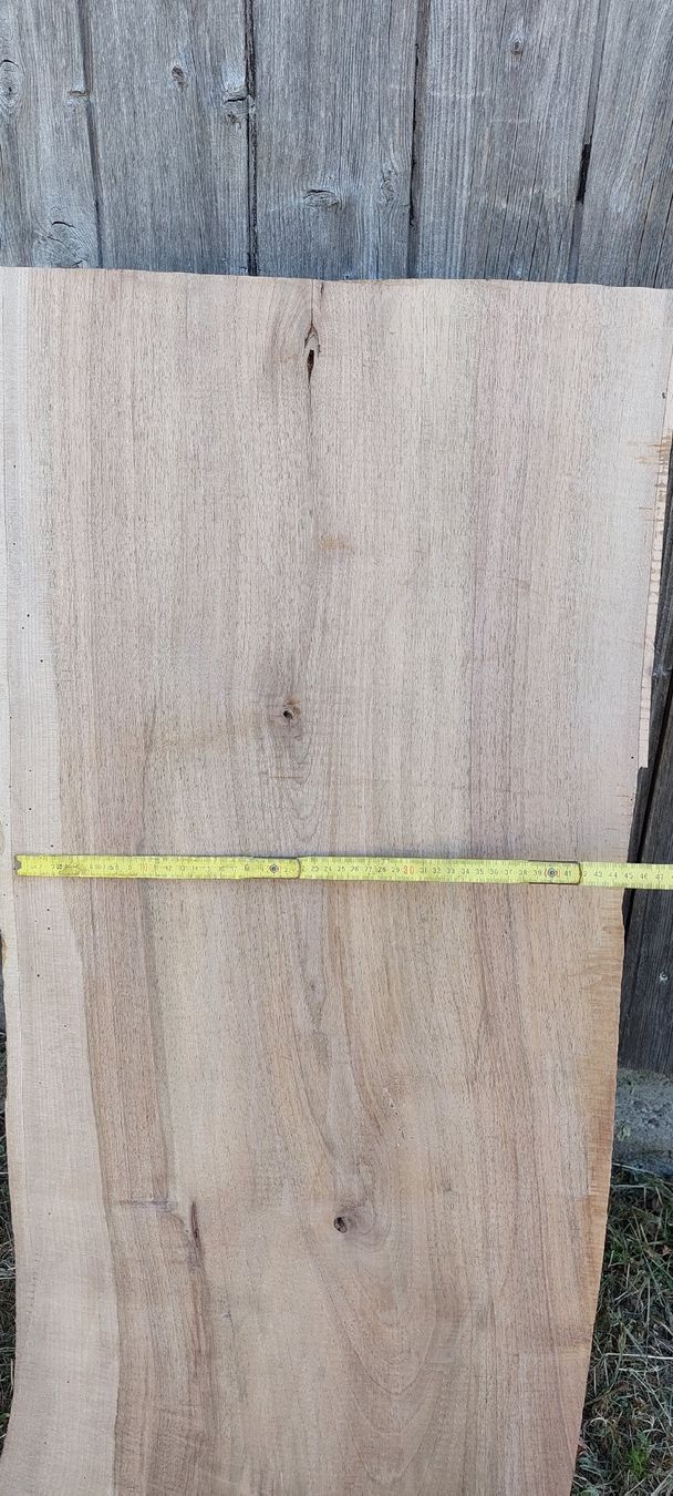 Articoli in legno: Schweizer Nussbaumholz – Difettoso da Giswil venduto da Stocki02 8