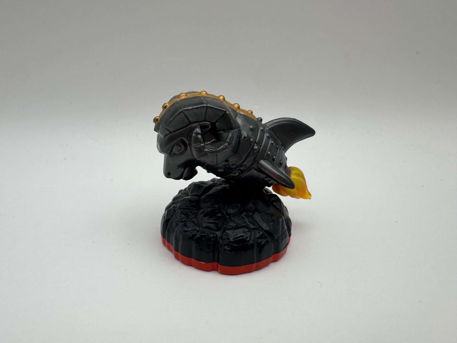 Statuette: Skylanders Trap Team Rocket Ram – Usato da Bettlach venduto da awi_7jcb 1