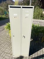 Grosser Garderobenschrank, Metall, abschliessbar, Top Zustan