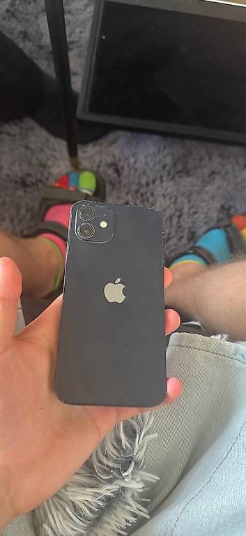 Apple Portables: Iphone 12 64gb neuwertig – D'occasion à Gelfingen par HerrRohrer 1