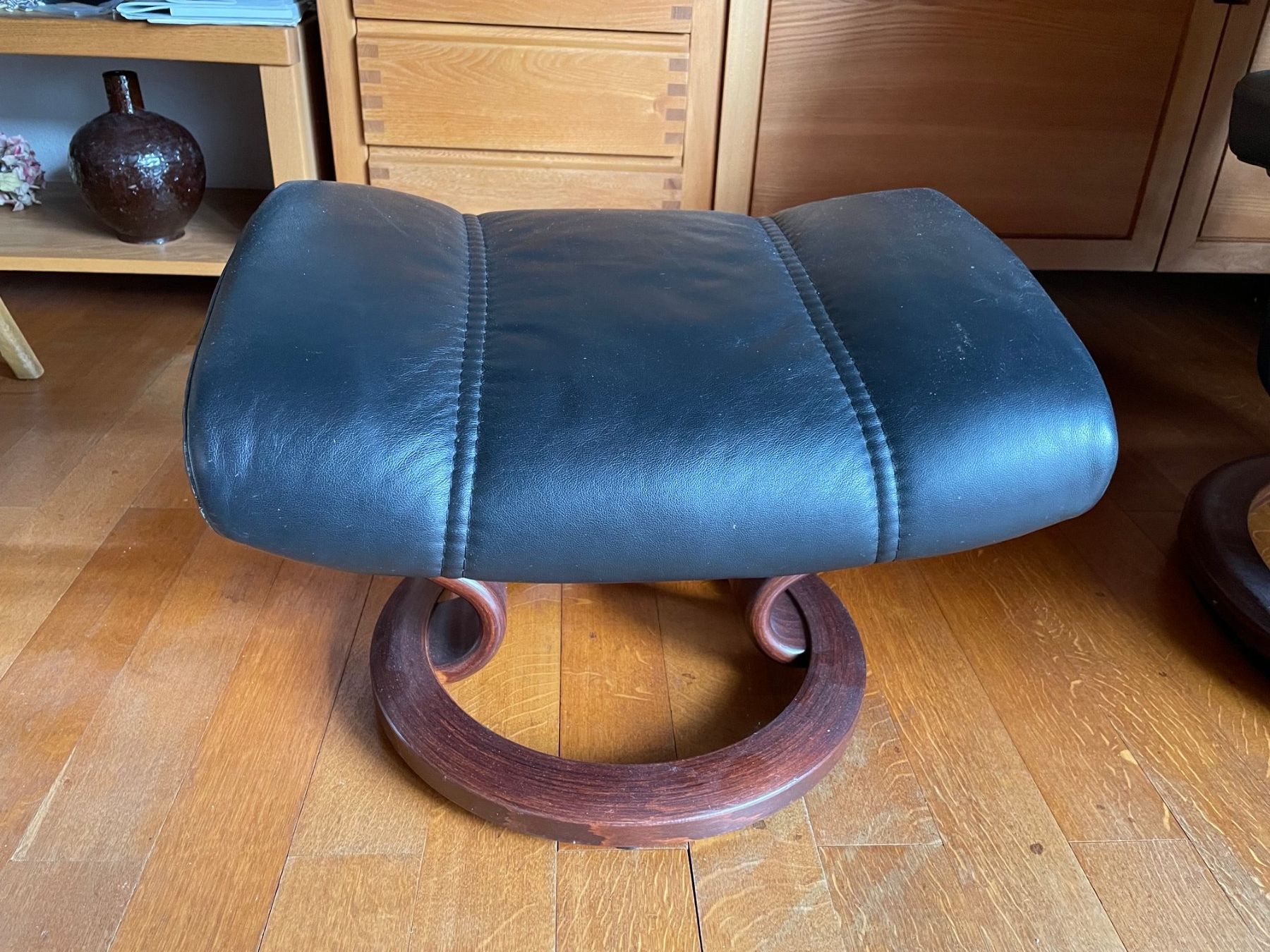 Stressless Poltrone: Stressless Consul Relaxsessel Grösse S mit Hocker – Usato da Rüdlingen venduto da 2010jrga 2