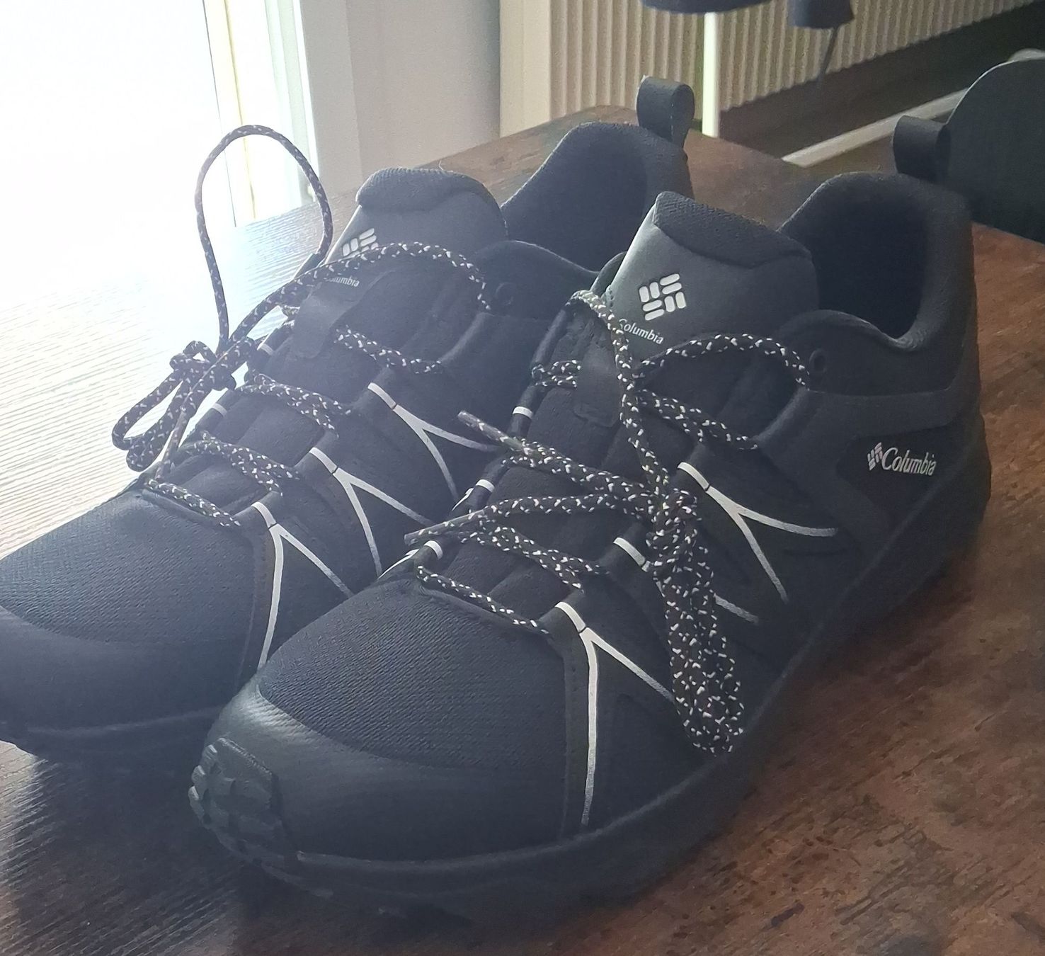 Columbia Scarpe da uomo: Wander / Trekkingschuhe Grösse 46 – Nuovo (secondo la descrizione) da Neuhausen am Rheinfall venduto da Shine7878