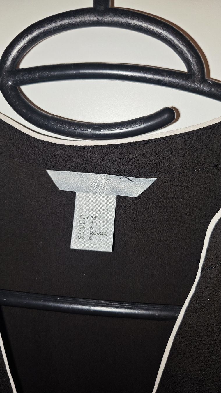H&M Camicette: Schwarze H&M Bluse, Grösse 36 – Usato da Bülach venduto da mastika82 2
